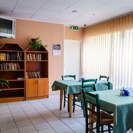 Lillekuela Hotel 2*