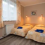 Hotel Lillekuela 2*