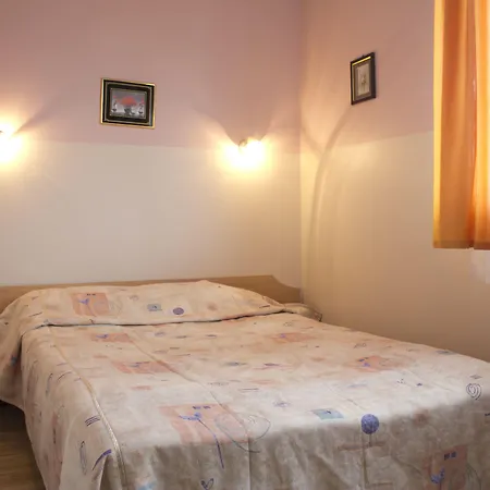 Lillekuela Szálloda 2*