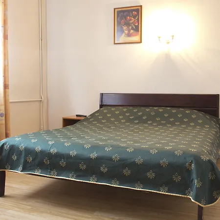 Lillekuela Szálloda 2*