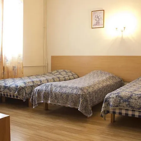 Hotell Lillekuela 2*