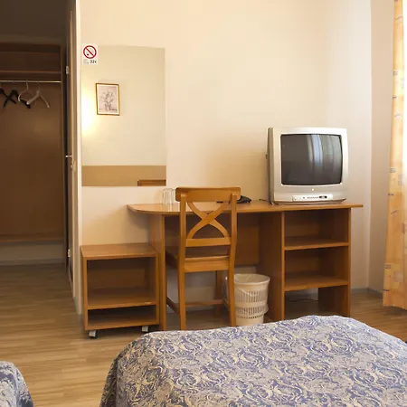 Lillekuela Hotell 2*